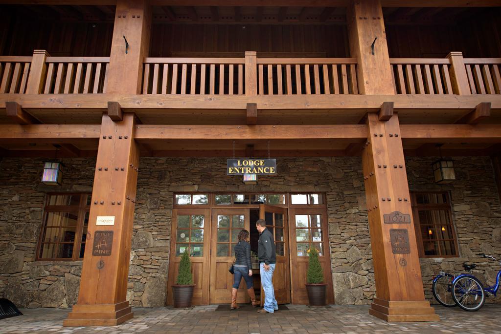 Fivepine Lodge Sisters Luaran gambar